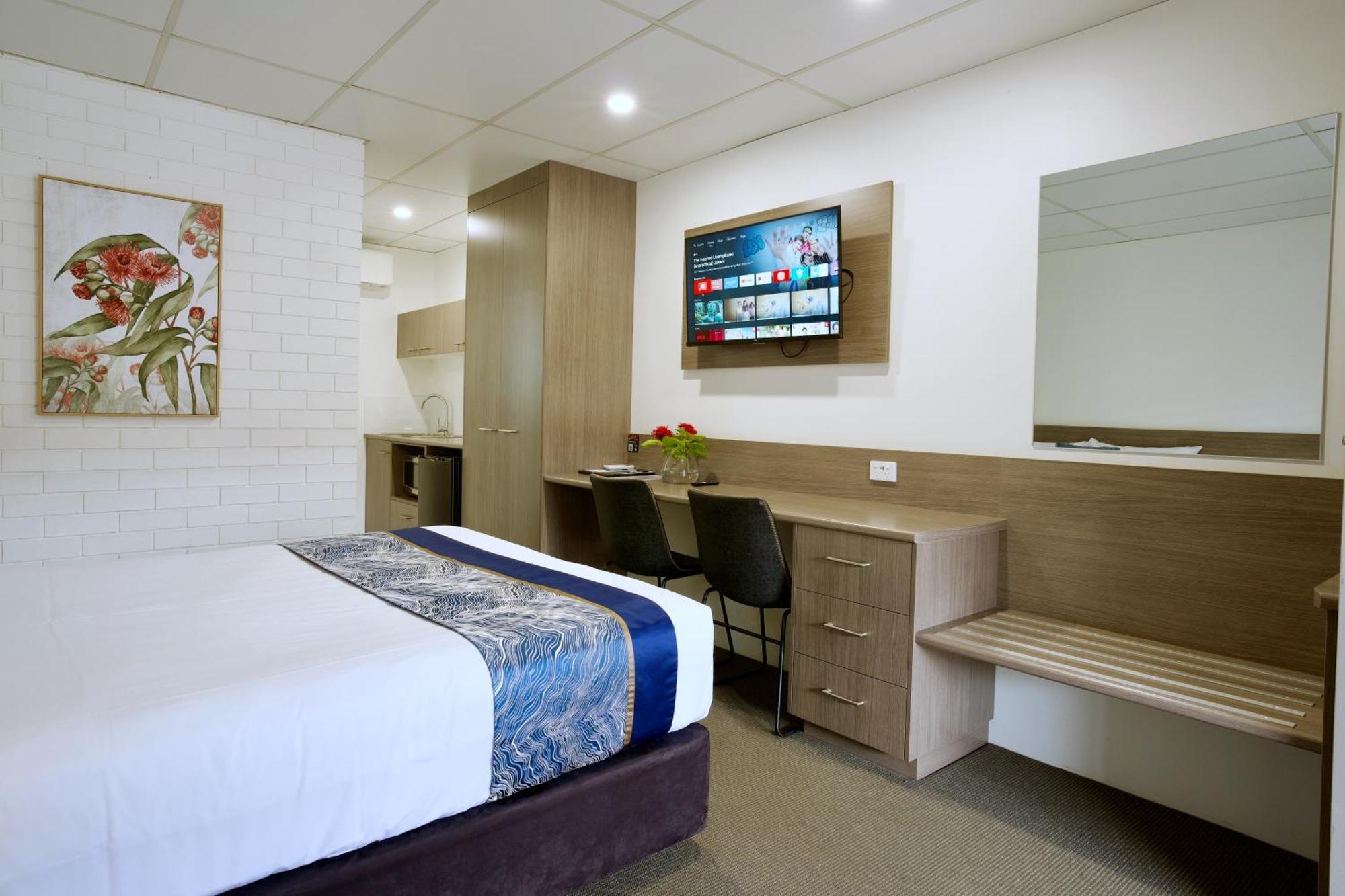 Chalet Motor Inn Bundaberg Exterior photo